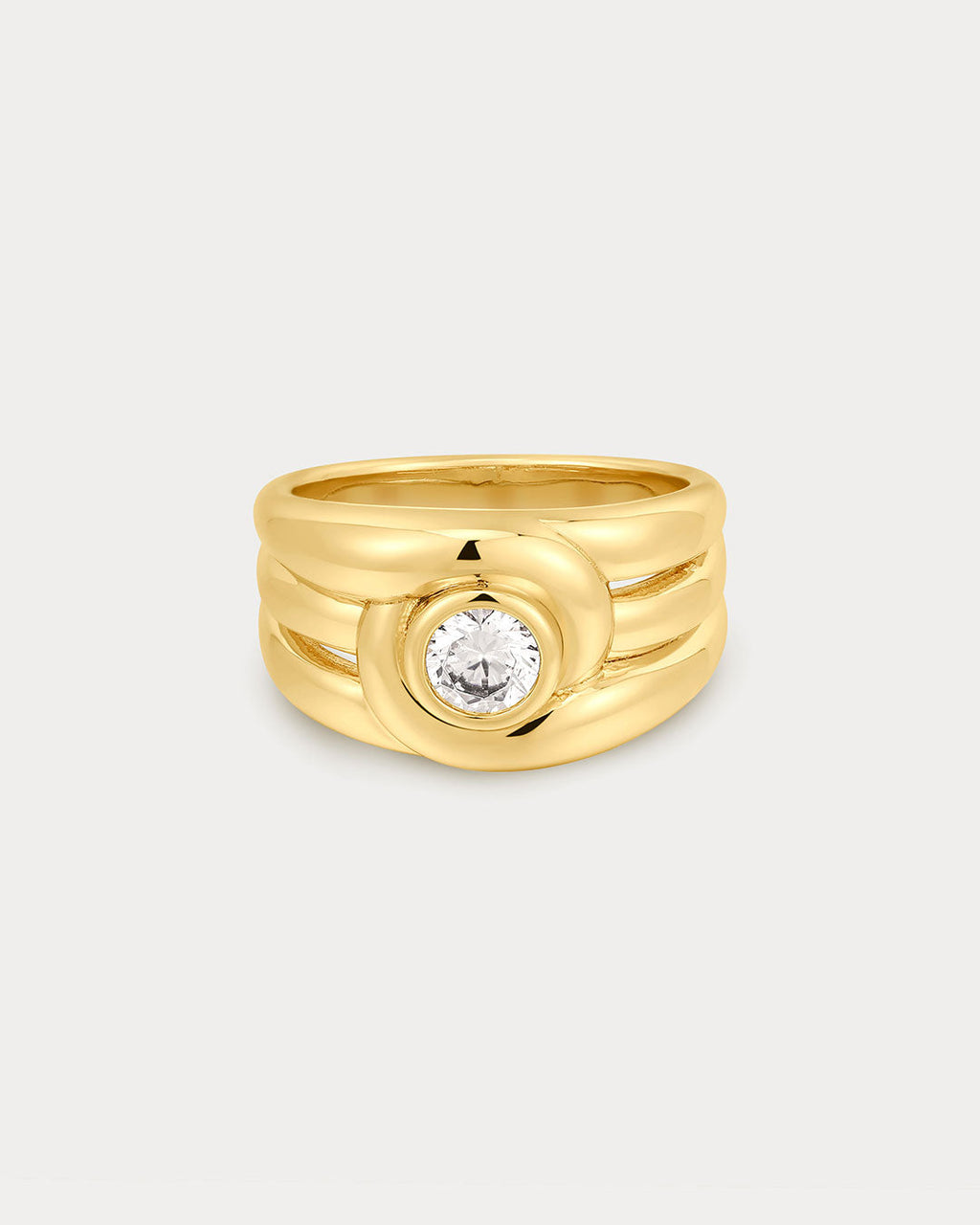 Wave Bezel Cigar Band in Gold - Rings