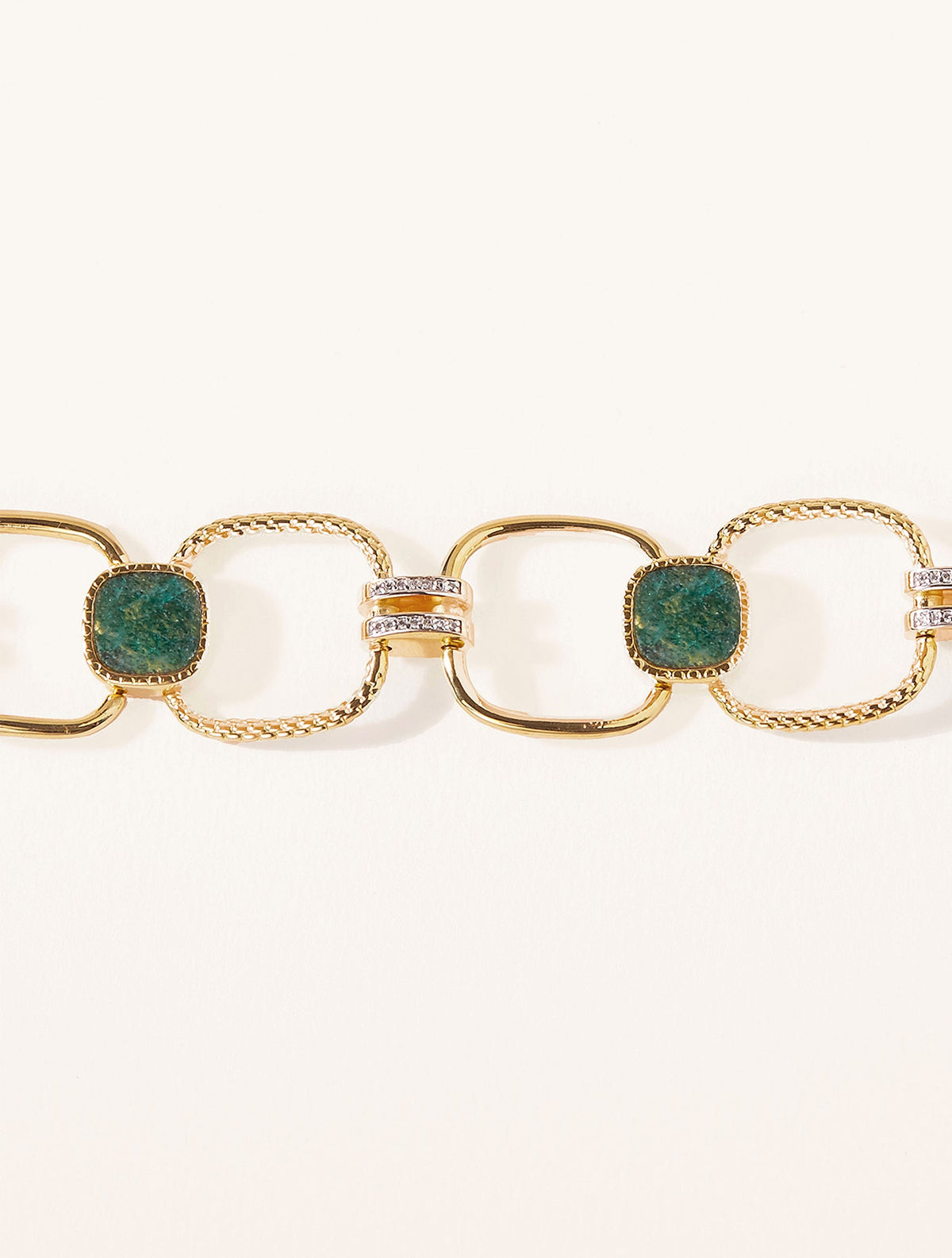 Kaïa Bracelet - Aventurine - front view