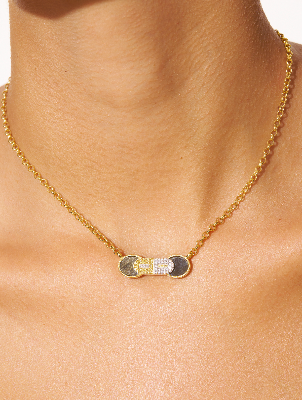 Sinae Necklace - Golden Obsidienne - alternate view
