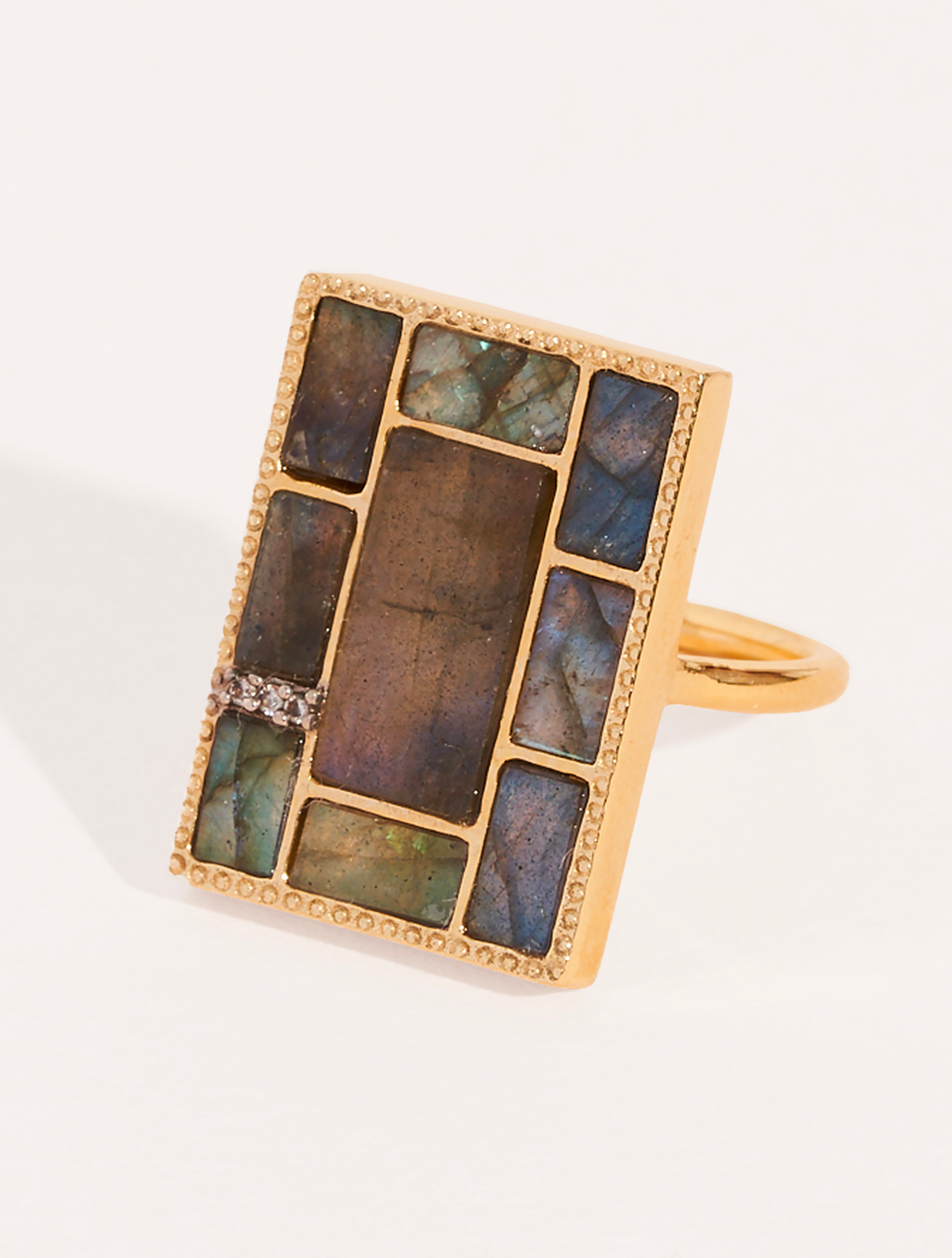 Mara Ring - Labradorite - front view