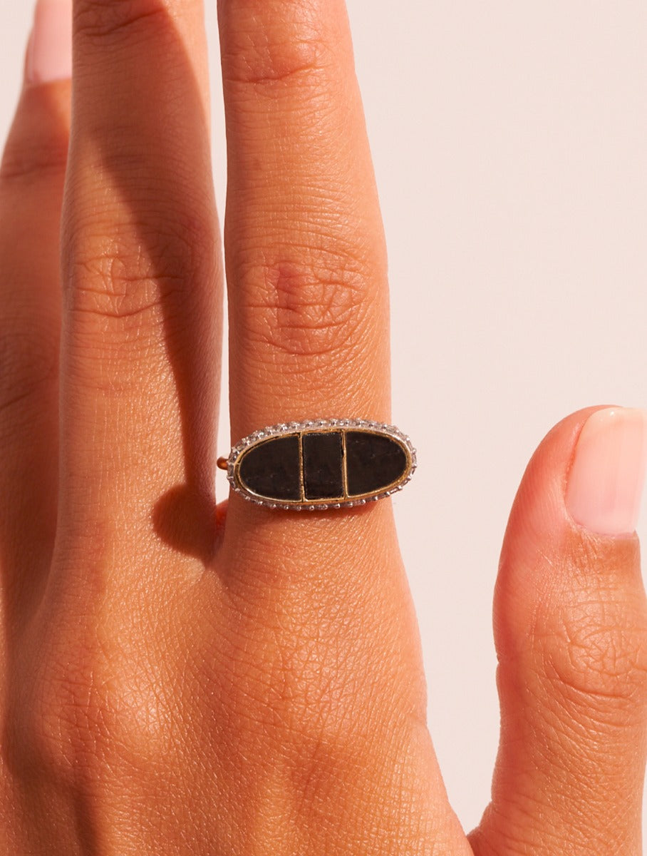 Izy Ring - 1 - Textured Onyx - alternate view