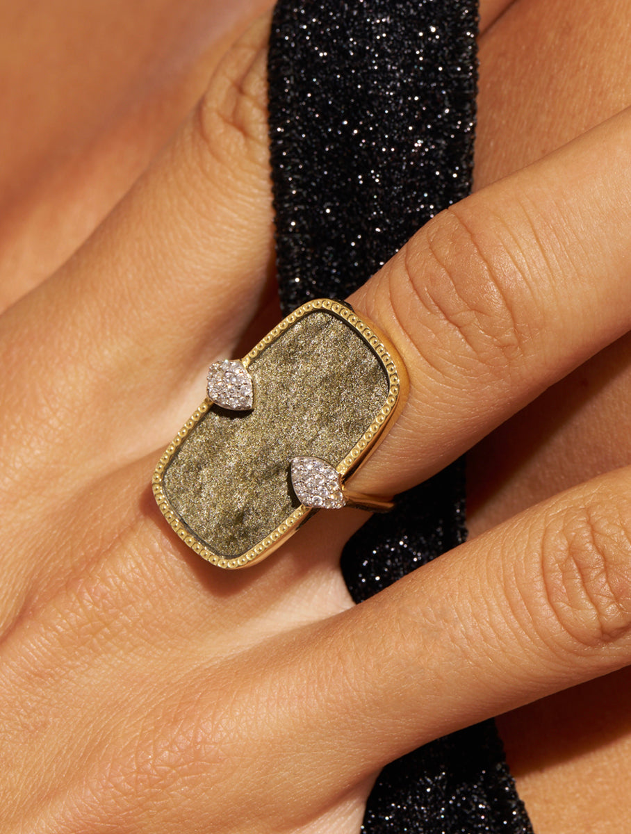 Sangha Ring - Golden Obsidienne - detail view
