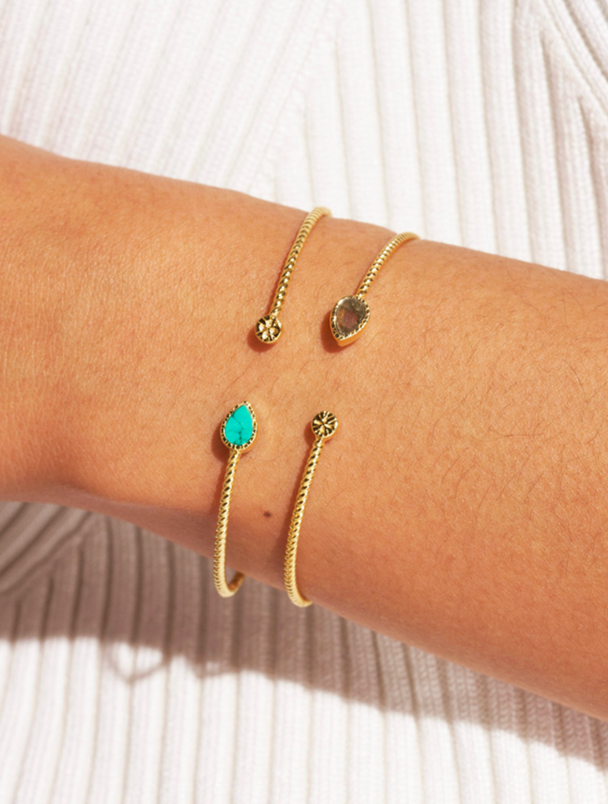 Bali Bangle - Turquoise - detail view
