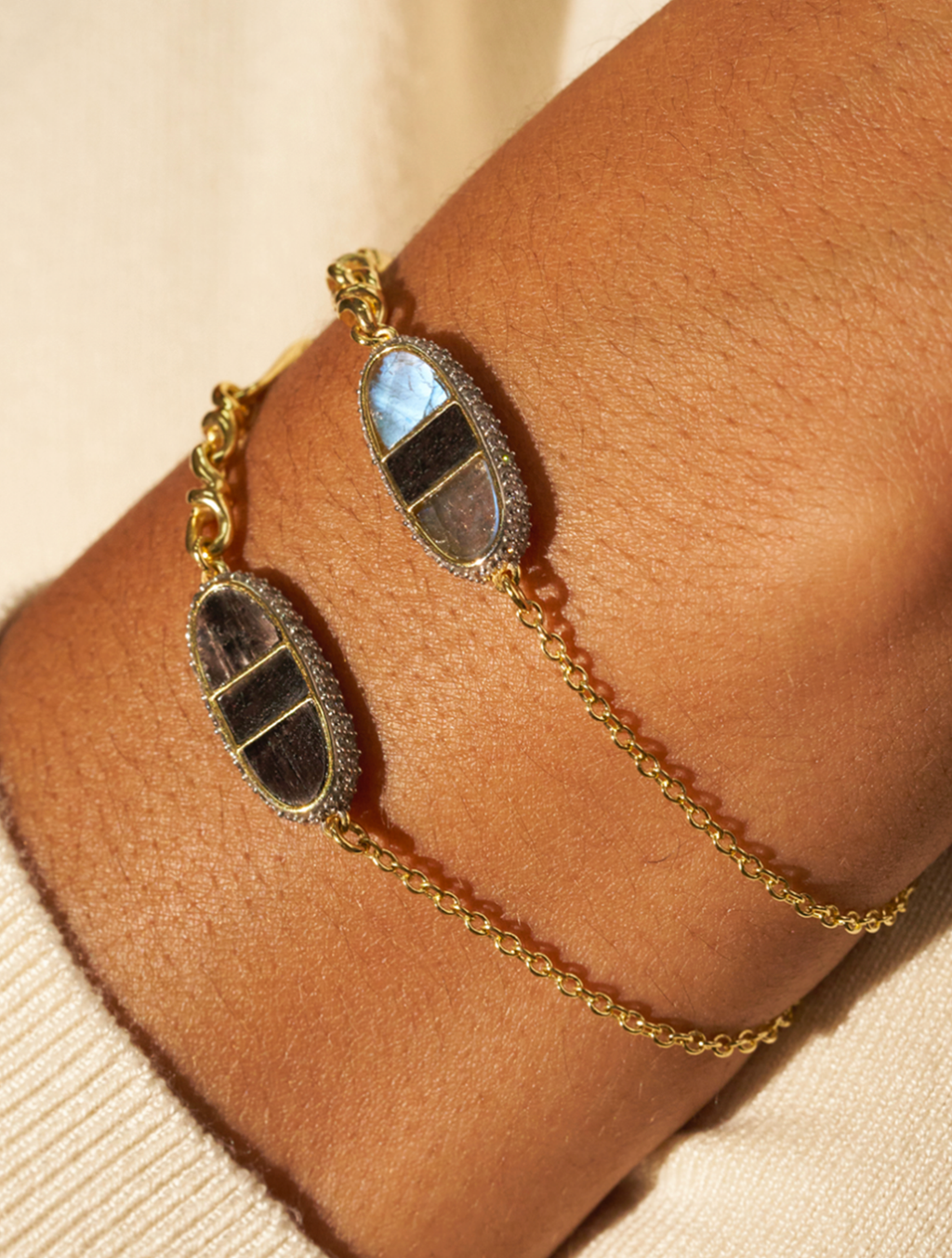 Izy Bracelet - Textured Onyx - alternate view