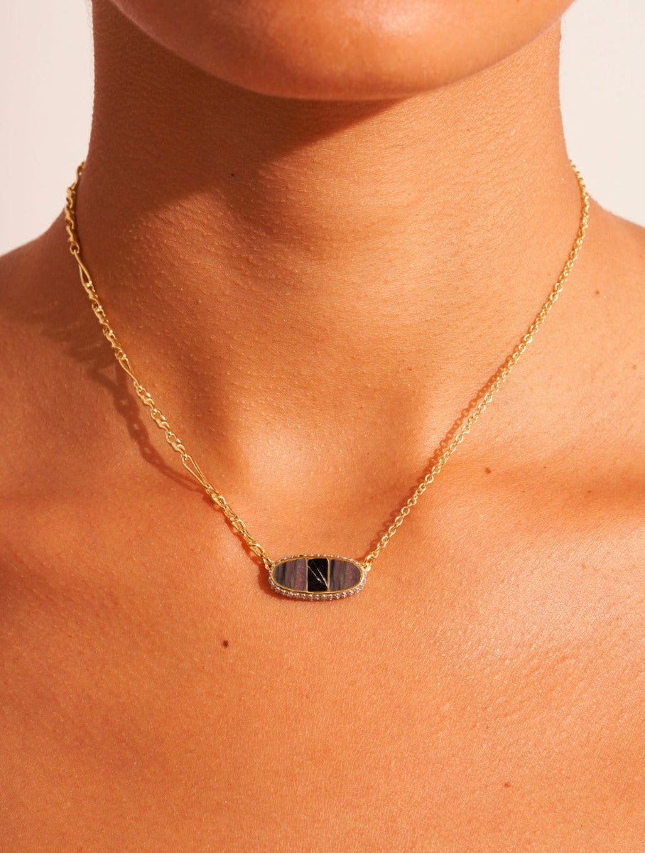 Izy Necklace - Onyx Textured / Labradorite - alternate view