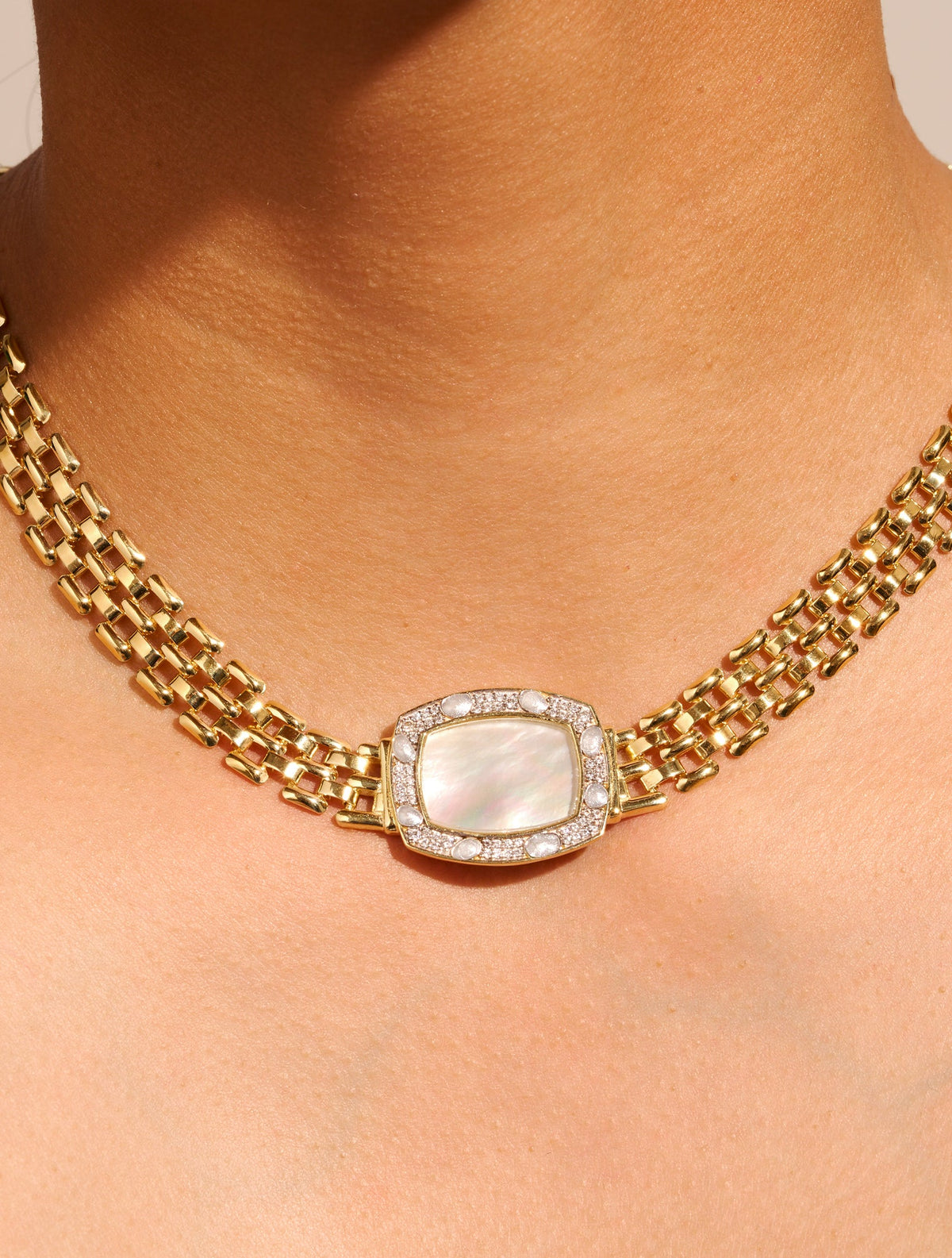 Ranee Necklace - Mother-of-pearl - alternate view