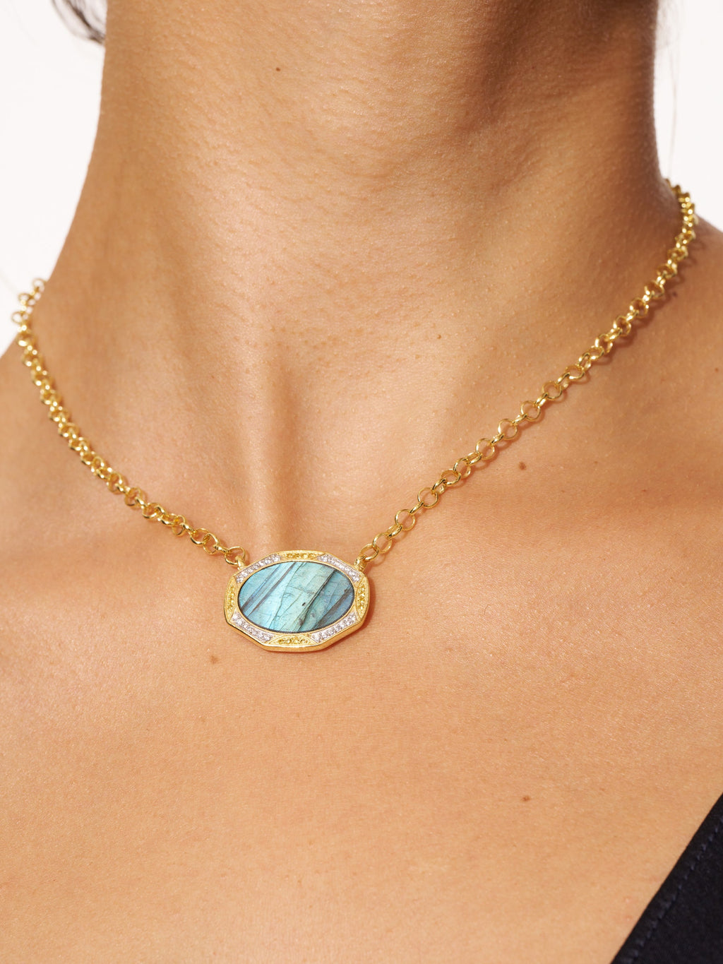 Sinaï Necklace - Labradorite - alternate view