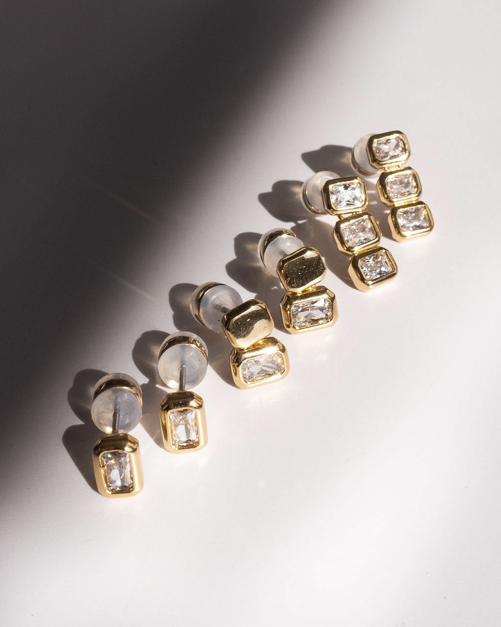 Bianca Bezel Studs Set - Earrings — detail view