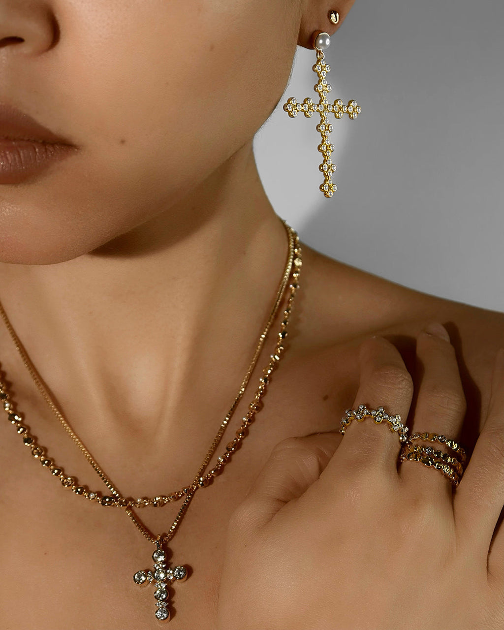 Daisy Stud Cross Earrings — detail view 2