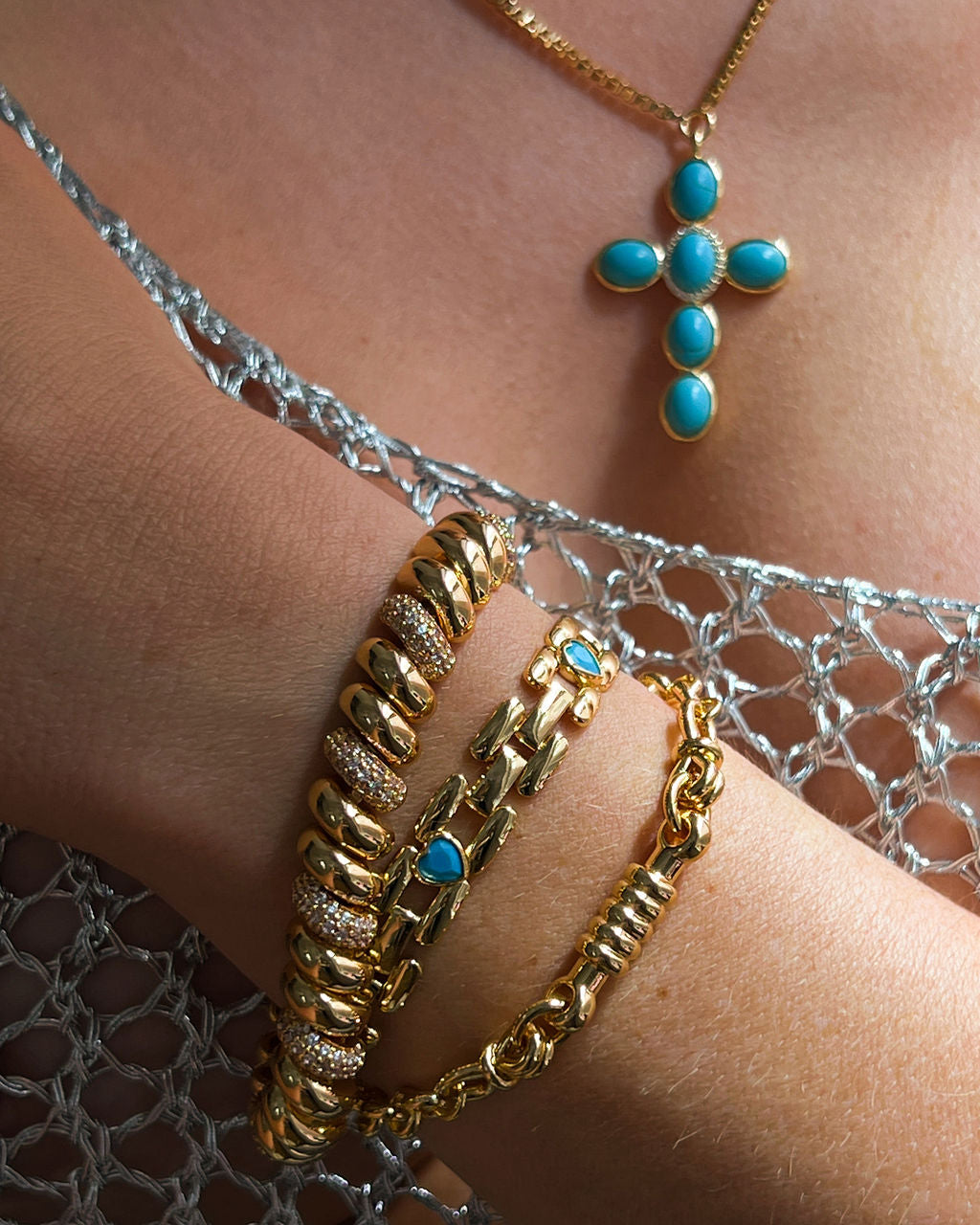 Horsebit Bracelet - Gold — another angle