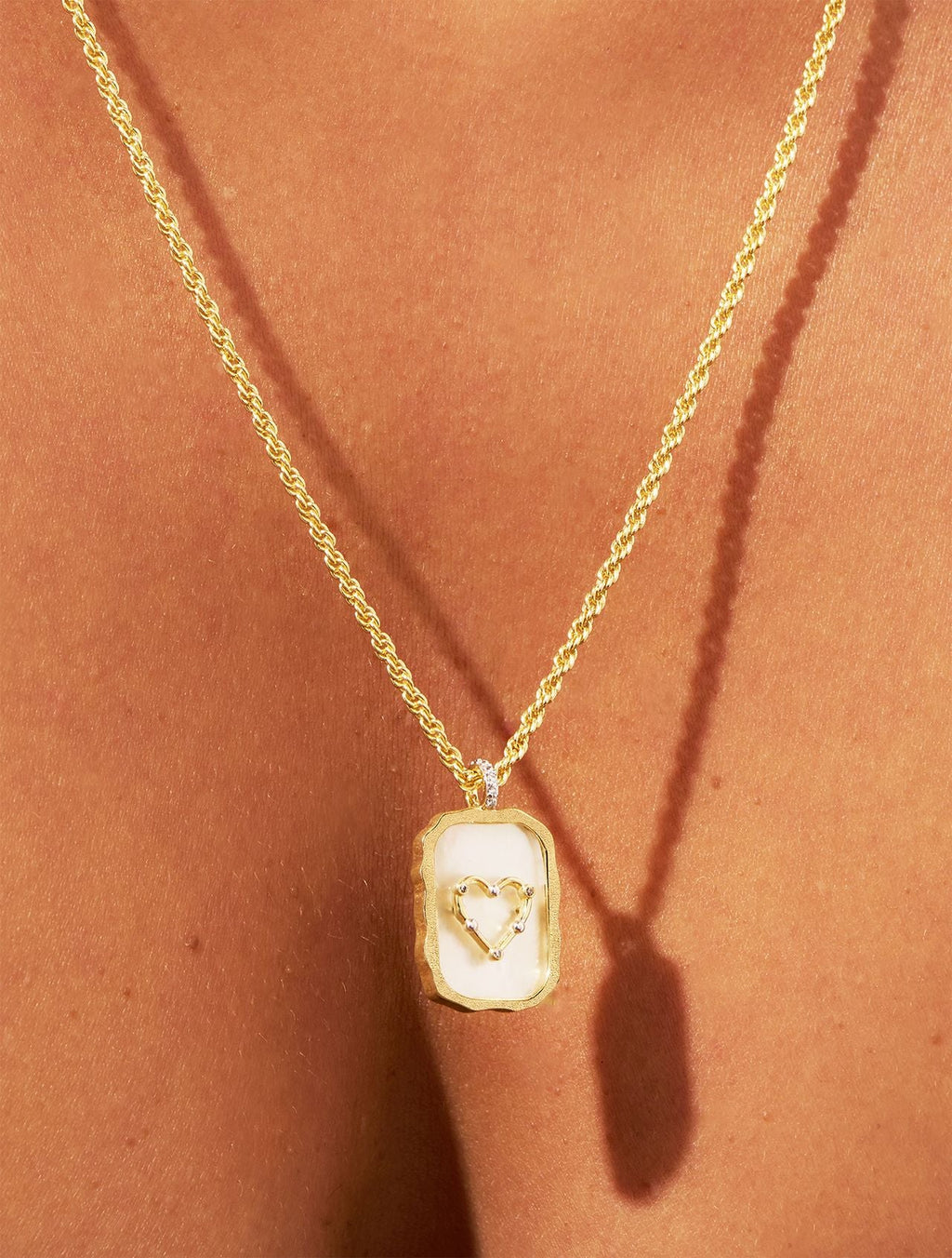 Manifeste Necklace - Coeur - alternate view
