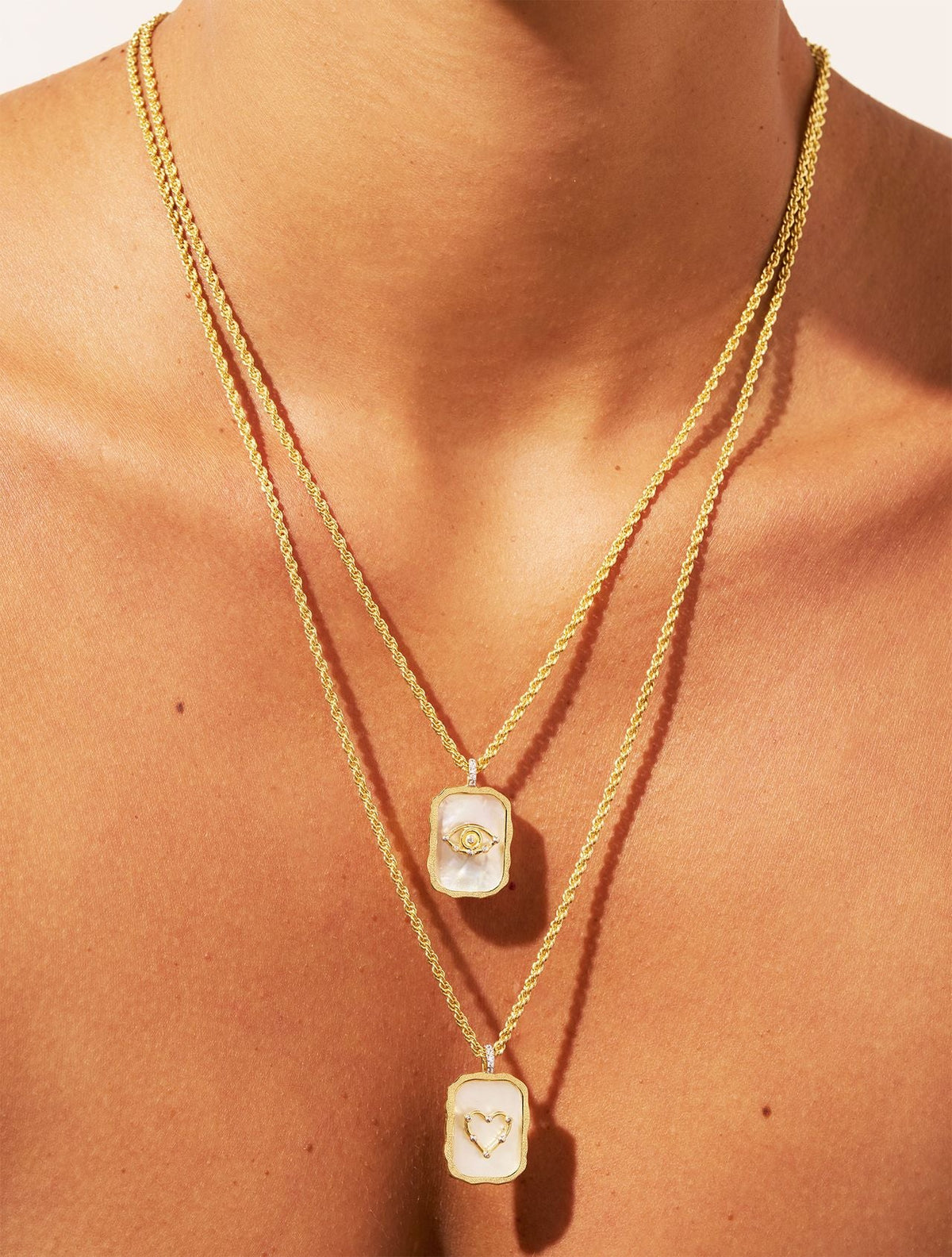 Manifeste Necklace - Oeil - detail view