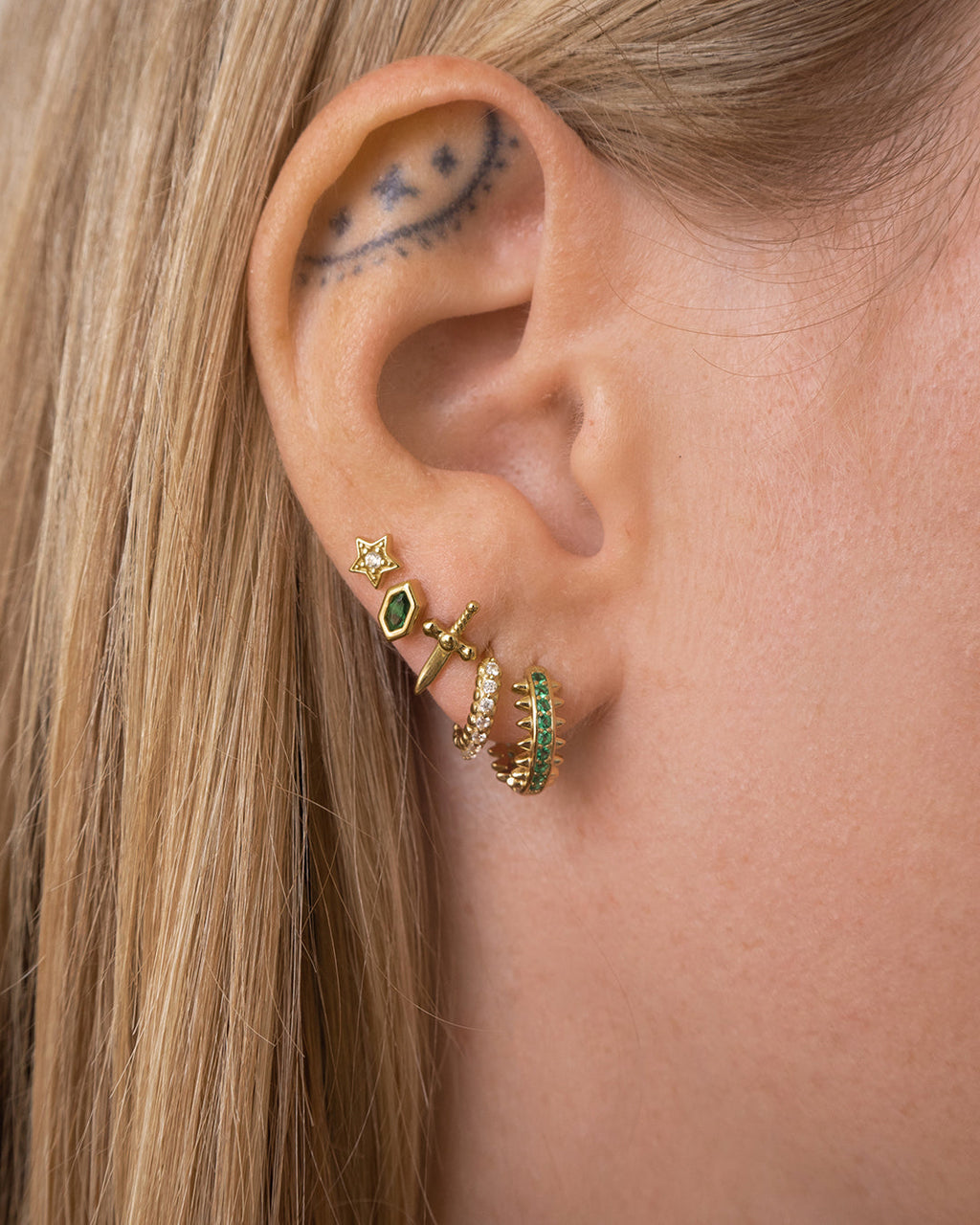 Star Studs - Earrings — detail view