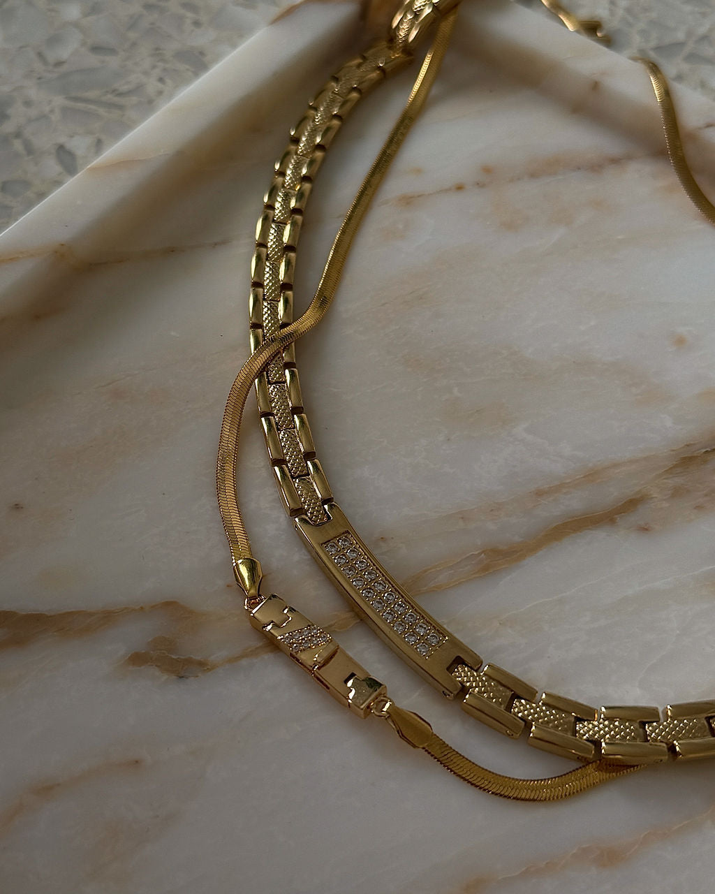 Joni Necklace - Gold — alternate view 2
